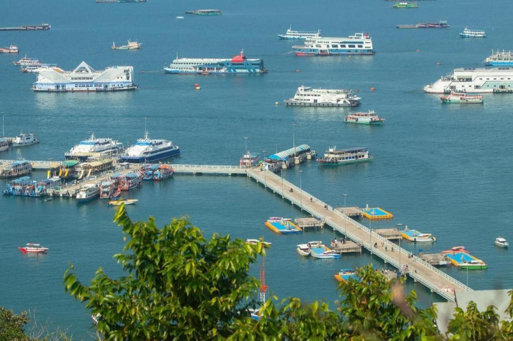 By Dee @Jomtien Hotel Pattaya Ngoại thất bức ảnh