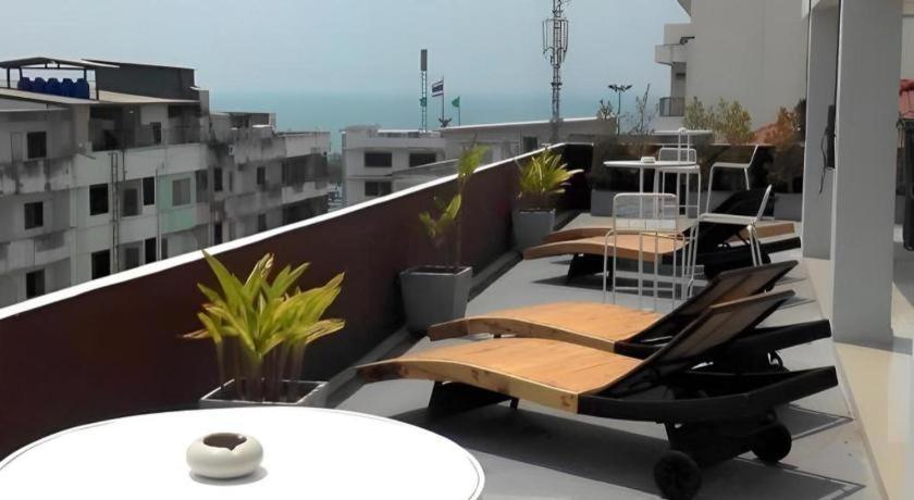By Dee @Jomtien Hotel Pattaya Ngoại thất bức ảnh