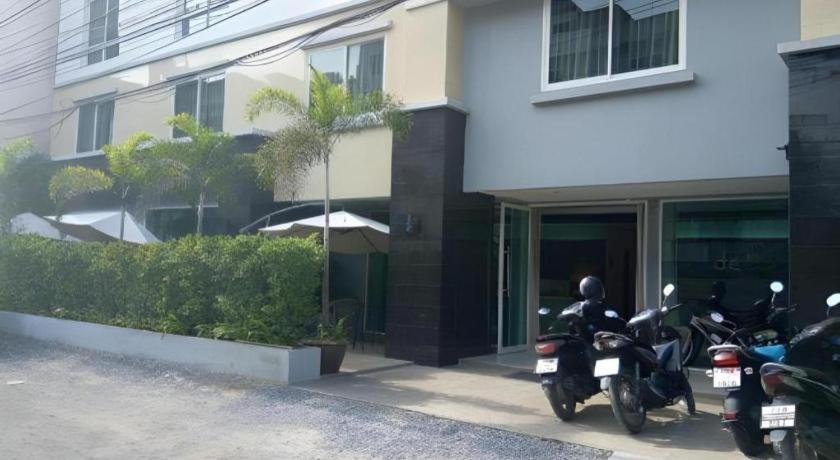 By Dee @Jomtien Hotel Pattaya Ngoại thất bức ảnh